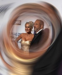 3182