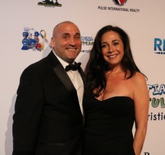 1609
