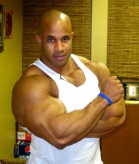 "IFBB Pro Bodybuilder"Victor Martinez