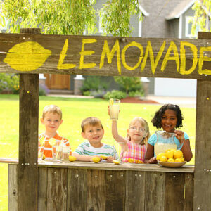 Children with lemonade stand
